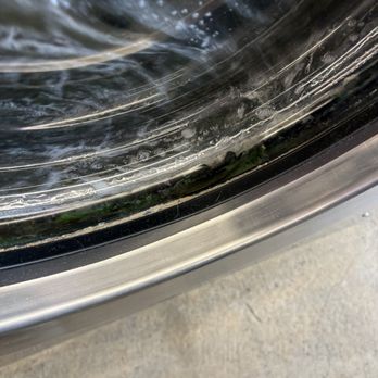 San Jacinto Family Laundry - Nasty moldy washers! Don't wash clothes here! - Laundromat Near Me - San Jacinto, California San Jacinto Family Laundry - Nasty moldy washers! Don't wash clothes here! - Laundromat Near Me - San Jacinto, California