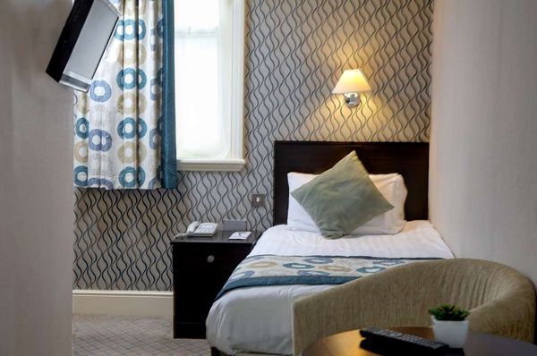 Crown & Mitre Hotel by null