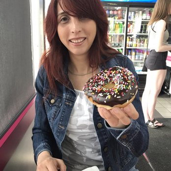Daynight Donuts - Donuts Near Me - Salem, Oregon