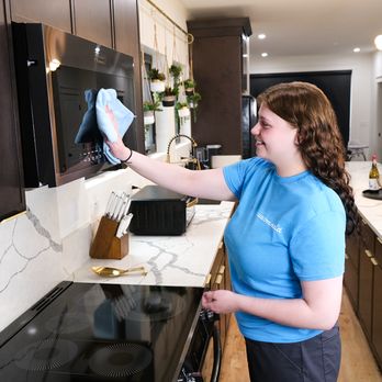 Custom Maid Cleaning - Kitchen Cleaning - Home Cleaning Near Me - Tonawanda, New York Custom Maid Cleaning - Kitchen Cleaning - Home Cleaning Near Me - Tonawanda, New York