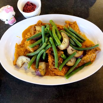 Cavitena Bistro - Kare Kare - Filipino Near Me - Lomita, California Cavitena Bistro - Kare Kare - Filipino Near Me - Lomita, California
