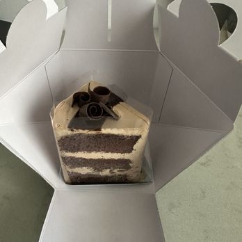 Paris Baguette - chocolate chiffon cake - Bakeries Near Me - Chicago, Illinois Paris Baguette - chocolate chiffon cake - Bakeries Near Me - Chicago, Illinois