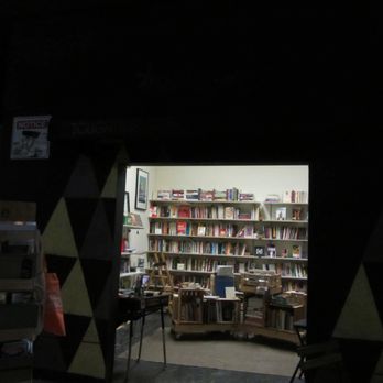 LibroMobile - Libro Mobile cute store - Bookstores Near Me - Santa Ana, California