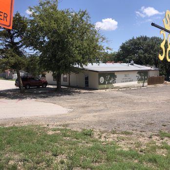 Dale's Essenhaus - Burgers Near Me - Georgetown, Texas