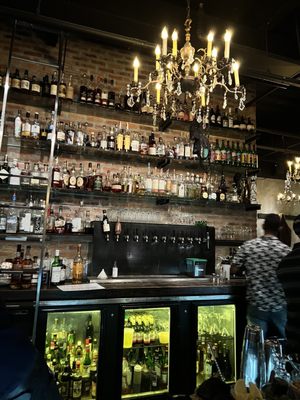 Hooch Craft Cocktail Bar by null