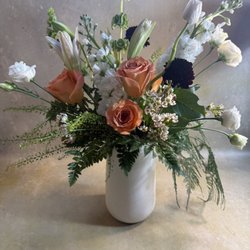Farmhouse Box and Bloom
