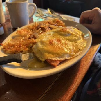 Frank's Diner - Frank's Classic Eggs Benedict - Breakfast & Brunch Near Me - Spokane, Washington Frank's Diner - Frank's Classic Eggs Benedict - Breakfast & Brunch Near Me - Spokane, Washington
