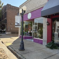 Nutrish By Nq - View of front of restaurant