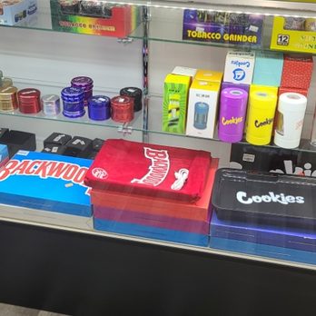 Up N Smoke - Tobacco Shops Near Me - Davenport, Iowa