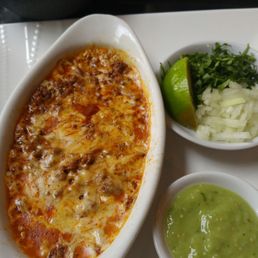 Chorizoqueso... Ummm melted cheese, how can one say no?  This came with 8 mini corn tortillas and cost $10.