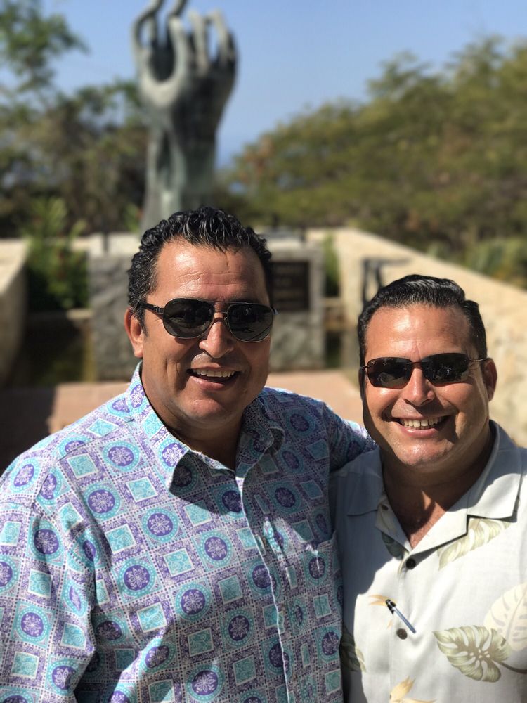 Roberto Alarcon Tours