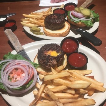 Pig On The Porch - A couple Jucy Lucy's - American Near Me - Loretto, Minnesota Pig On The Porch - A couple Jucy Lucy's - American Near Me - Loretto, Minnesota