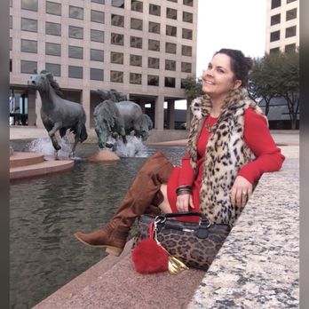 The Mustangs of Las Colinas - Really cool spot to selfie at. The Mustangs at Las Colinas. - Museums Near Me - Irving, Texas The Mustangs of Las Colinas - Really cool spot to selfie at. The Mustangs at Las Colinas. - Museums Near Me - Irving, Texas