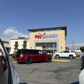 PetSmart - Pet Stores Near Me - Orange, California