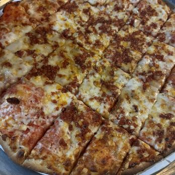 The Bulldog - Pepperoni pizza - Bars Near Me - Indianapolis, Indiana