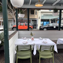 Casaro Osteria - Exterior seating