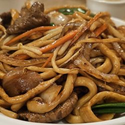 House Of Pancakes - Beef handcrafted fried noodles
