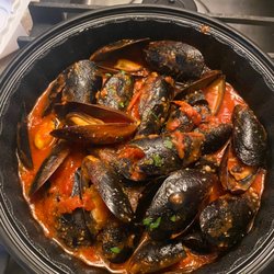 Gallery Pizza - Mussels