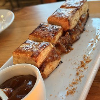 2nd - Apple Jam Cheddar Biscuits! Amazing - American Near Me - Chattanooga, Tennessee