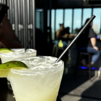 MOON BAR Rooftop - Lounges Near Me - Flushing, New York