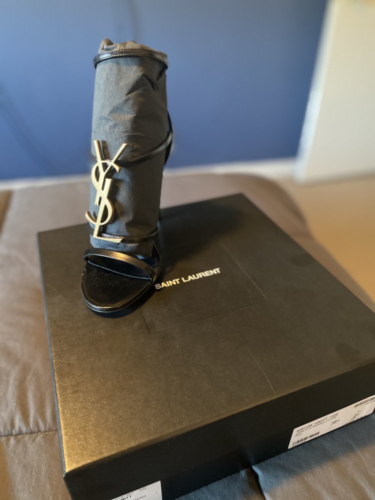 SAINT LAURENT Updated November 2024 17 Photos & 23 Reviews 2001