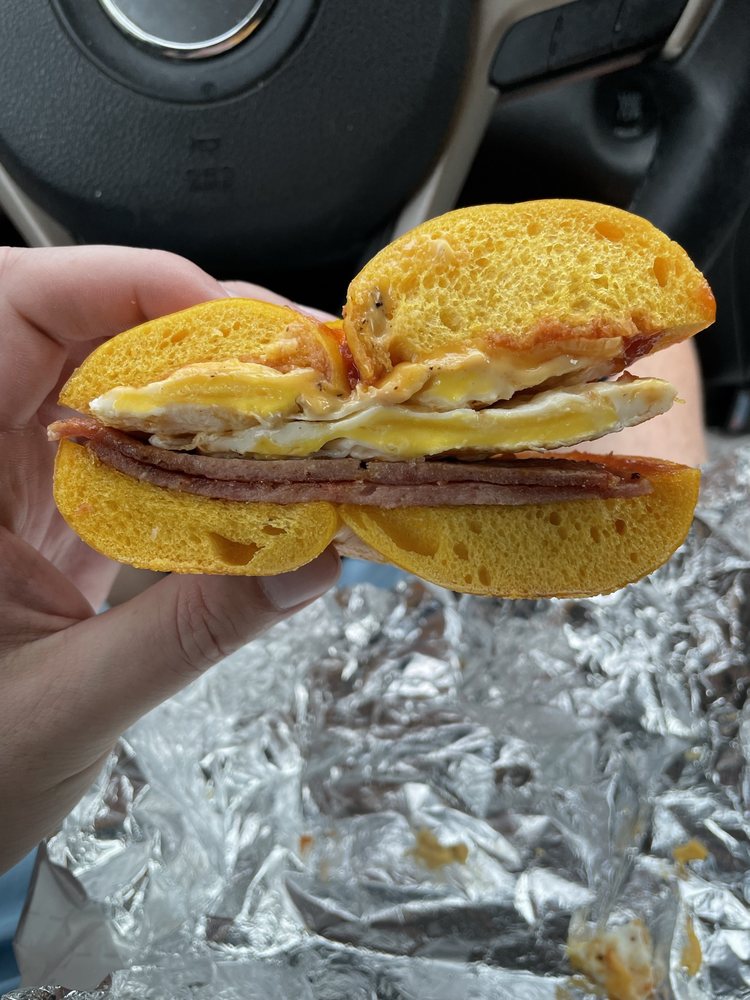 ROYAL BAGEL & DELI 24 Photos & 55 Reviews 560 Bloomfield Ave