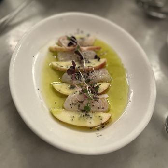 Neptune Oyster - Seafood Near Me - Boston, Massachusetts