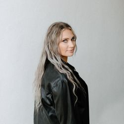 Jayme Marie Films - Hi, I'm Jayme. Your future videographer!