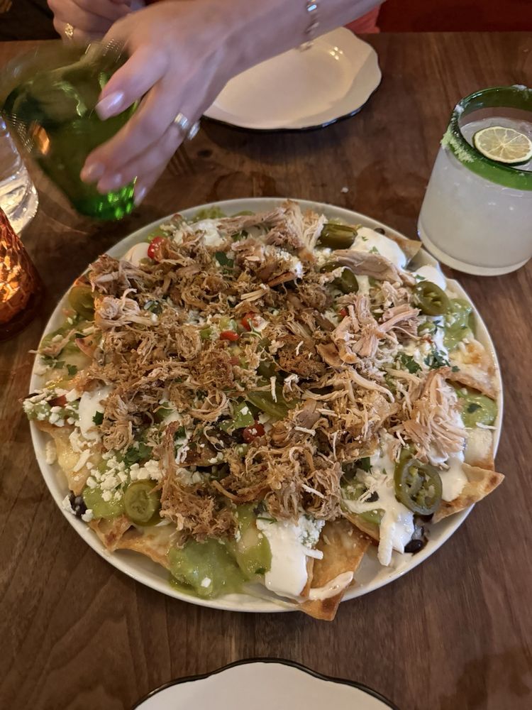 Social spots from La Maya