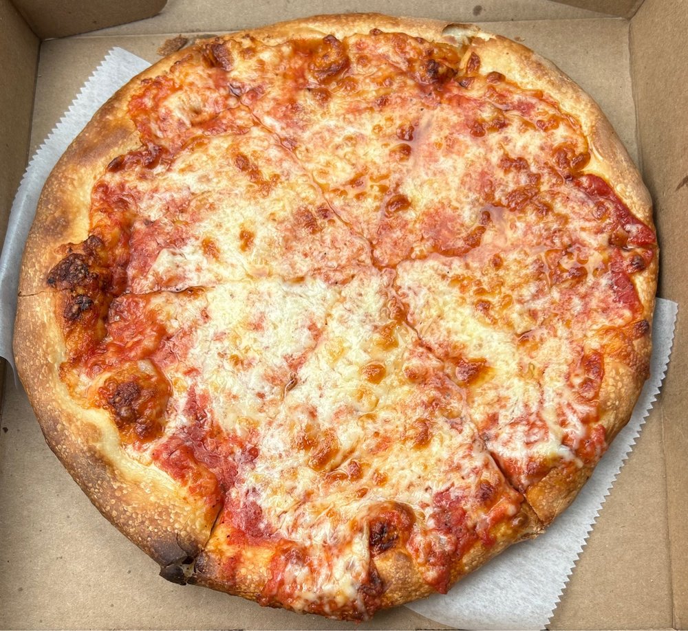 Food from Rockos Pizza