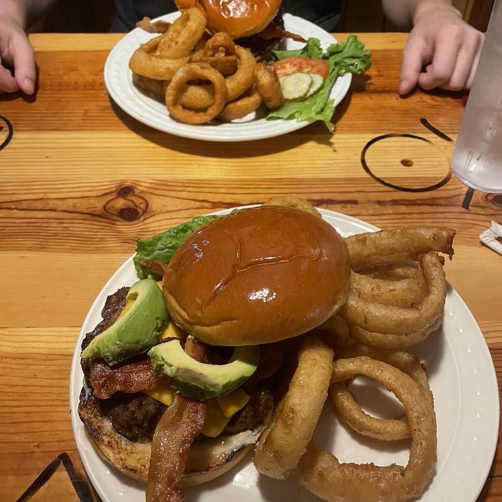 Descanso Junction Restaurant - ABC Burger - American Near Me - Descanso, California