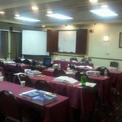 J and Z Dental Rental and Clinical Seminars - Small class set up :)
