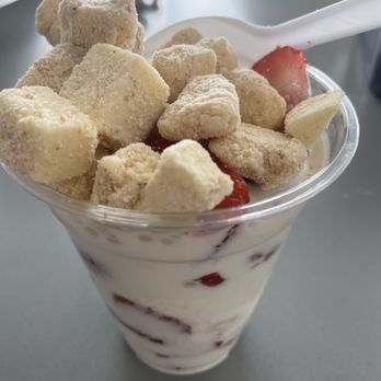 La Reina de Michoacan - Ice Cream & Frozen Yogurt Near Me - El Paso, Texas La Reina de Michoacan - Ice Cream & Frozen Yogurt Near Me - El Paso, Texas