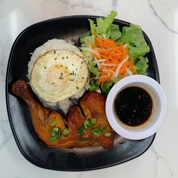 Pholicious Noodle Bar - Lemongrass Roti Chicken is AMAZING!! - Vietnamese Near Me - Lake Forest, California