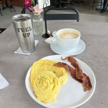 Social Eats Café - Project 607 - Simple eggs and bacon. - Breakfast & Brunch Near Me - Oneonta, New York