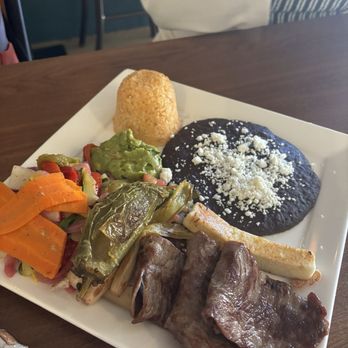 Mesa Maguey - Steak plate. Steak was so thin, sadly more cardboard like than satisfying . - Tacos Near Me - Oakland, California