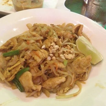 David's Dumpling & Noodle Bar - Chicken Pad Thai - Chinese Near Me - Raleigh, North Carolina David's Dumpling & Noodle Bar - Chicken Pad Thai - Chinese Near Me - Raleigh, North Carolina
