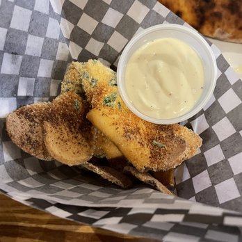 Johnny Rocco's Italian Grill - Parmesan chips - Italian Near Me - Niagara Falls, Ontario