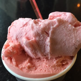 Dolce Gelato - Strawberry gelato on top, of Watermelon gelato - Ice Cream & Frozen Yogurt Near Me - Toronto, Ontario Dolce Gelato - Strawberry gelato on top, of Watermelon gelato - Ice Cream & Frozen Yogurt Near Me - Toronto, Ontario
