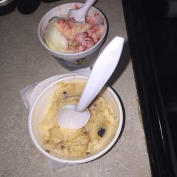 Ralphs Famous Italian Ices - We got Strawberry cheeses cake & peanut butter candy bar - Ice Cream & Frozen Yogurt Near Me - Franklin Square, New York Ralphs Famous Italian Ices - We got Strawberry cheeses cake & peanut butter candy bar - Ice Cream & Frozen Yogurt Near Me - Franklin Square, New York