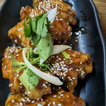 Dumpling Era - San Tung Style Chicken Wings Plate - Chinese Near Me - San Bruno, California