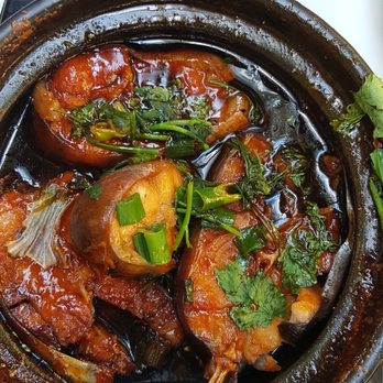 Le Lotus - Ca kho to - Vietnamese Near Me - Paris, 75 Le Lotus - Ca kho to - Vietnamese Near Me - Paris, 75