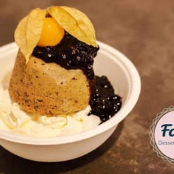 Fabi’s Frozen Yogurt - Maronisouffle Sahne und warmen Hollerröster :)