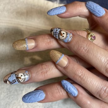 Lavie Nails and Spa - Snowman in a Cozy Sweater - Nail Salons Near Me - Gainesville, Virginia Lavie Nails and Spa - Snowman in a Cozy Sweater - Nail Salons Near Me - Gainesville, Virginia