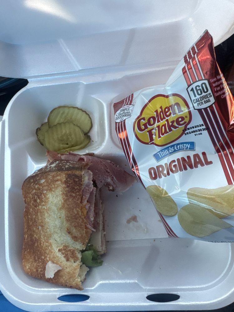 Yoder's Sandwich Shoppe Logo