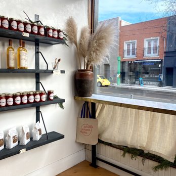 Manita - Coffee & Tea Near Me - Toronto, Ontario