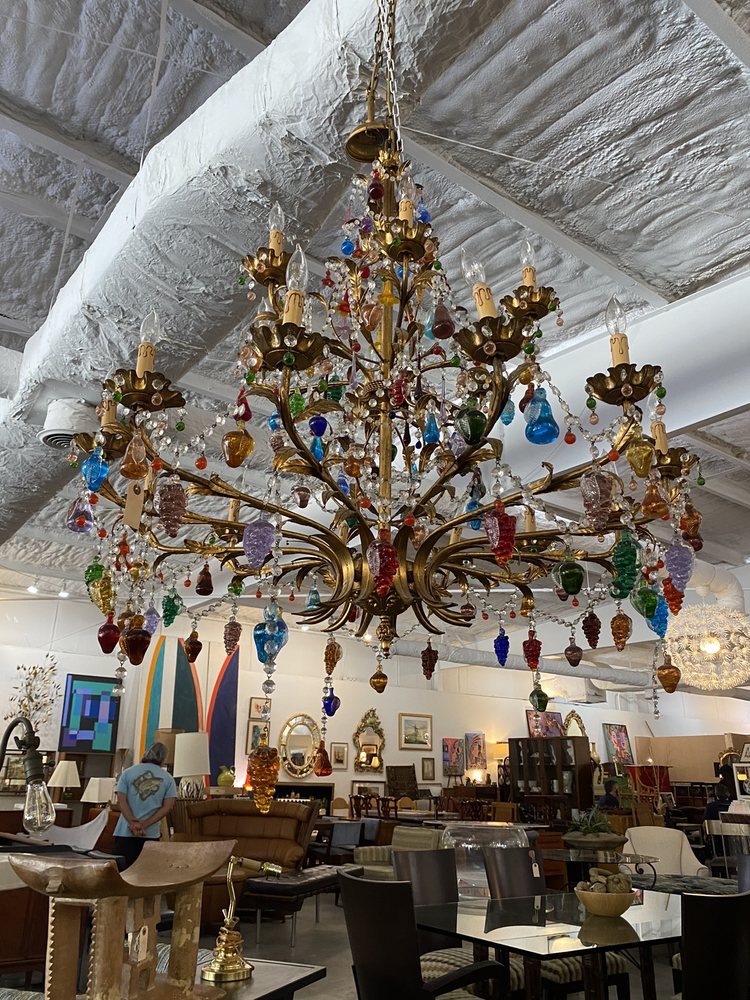 WAREHOUSE 61 1015 St Andrews Blvd, Charleston, South Carolina Used