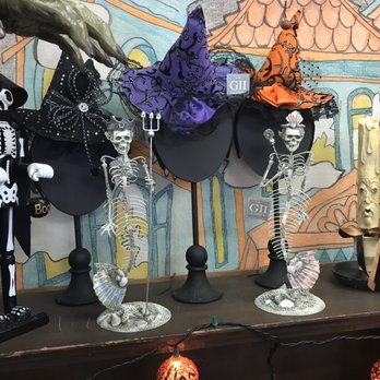 Christmas Spirit - Halloween decorations - Flowers & Gifts Near Me - Rehoboth Beach, Delaware