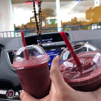Fruity Loco - Strawberry Blueberry & Mango Smoothies - one with juice and one with milk - our fav!!! - Acai Bowls Near Me - Spring Valley, California