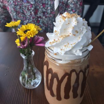 Modern Love - the peanut butter shake is SO good- very surprised it was vegan - Vegan Near Me - Omaha, Nebraska